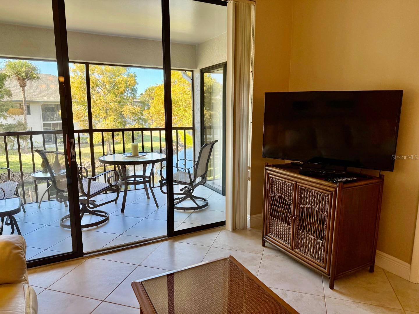 SHOREWALK BATH & TENNIS CLUB 17 - Residential