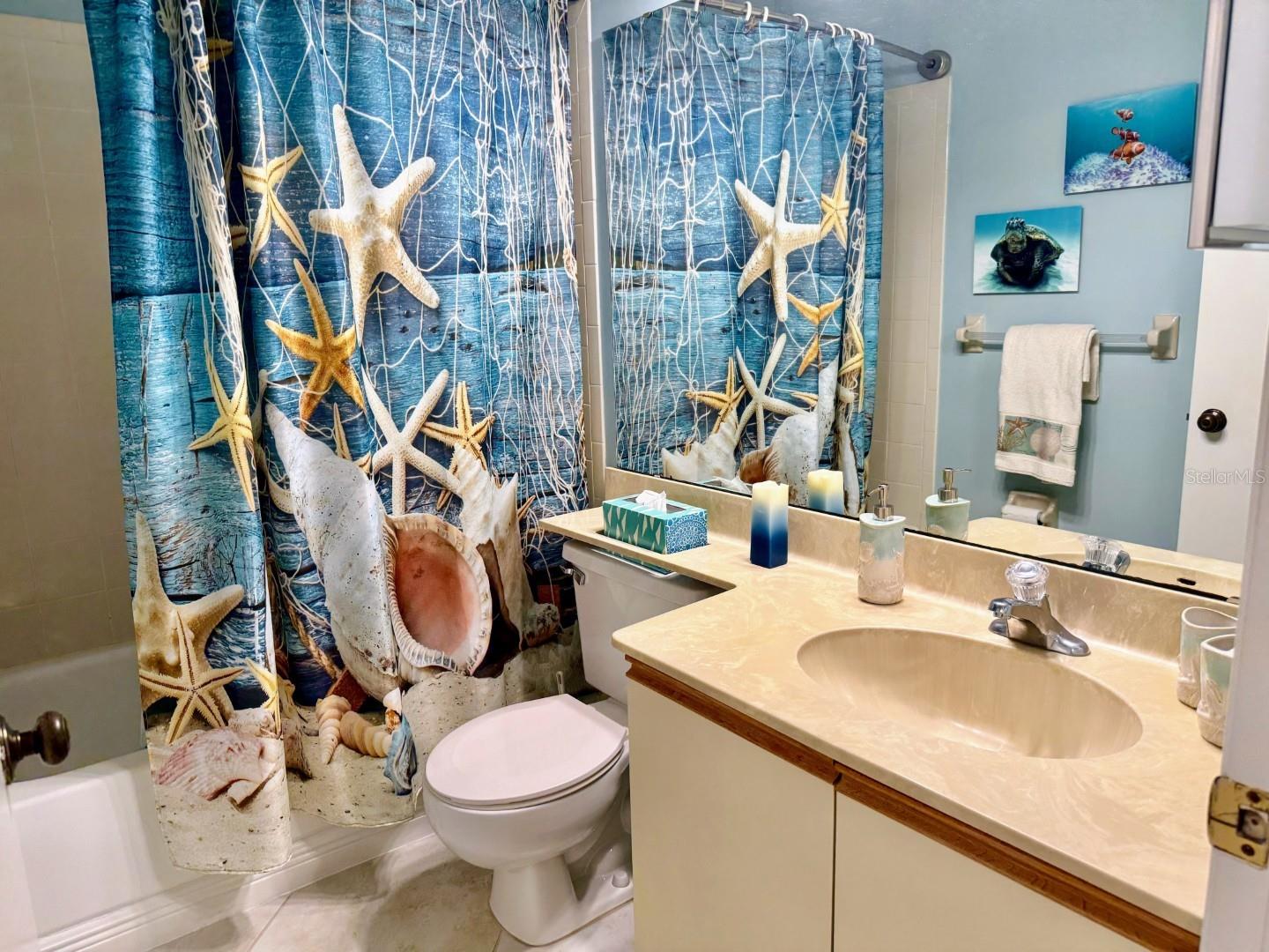 SHOREWALK BATH & TENNIS CLUB 17 - Residential