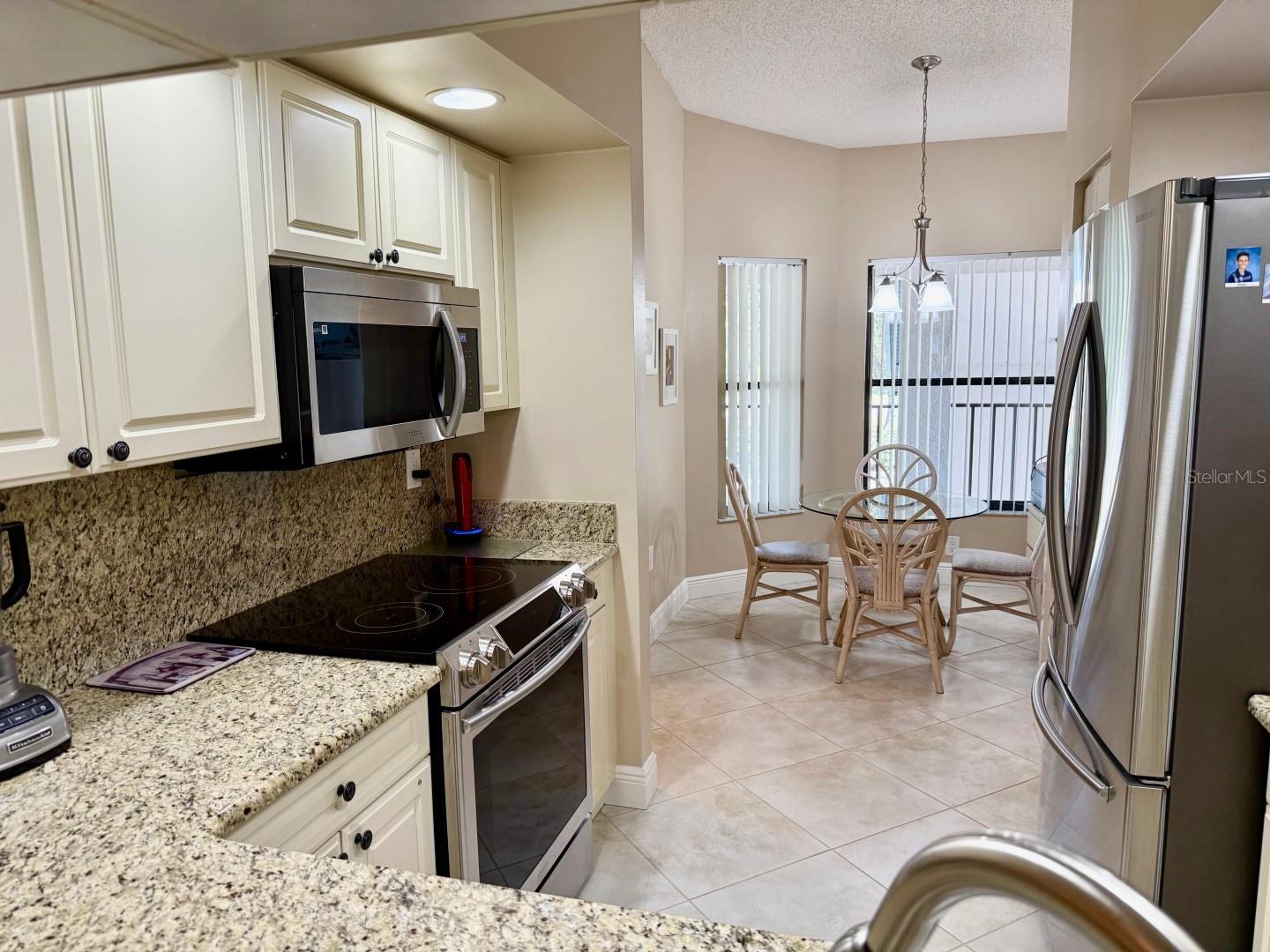 SHOREWALK BATH & TENNIS CLUB 17 - Residential