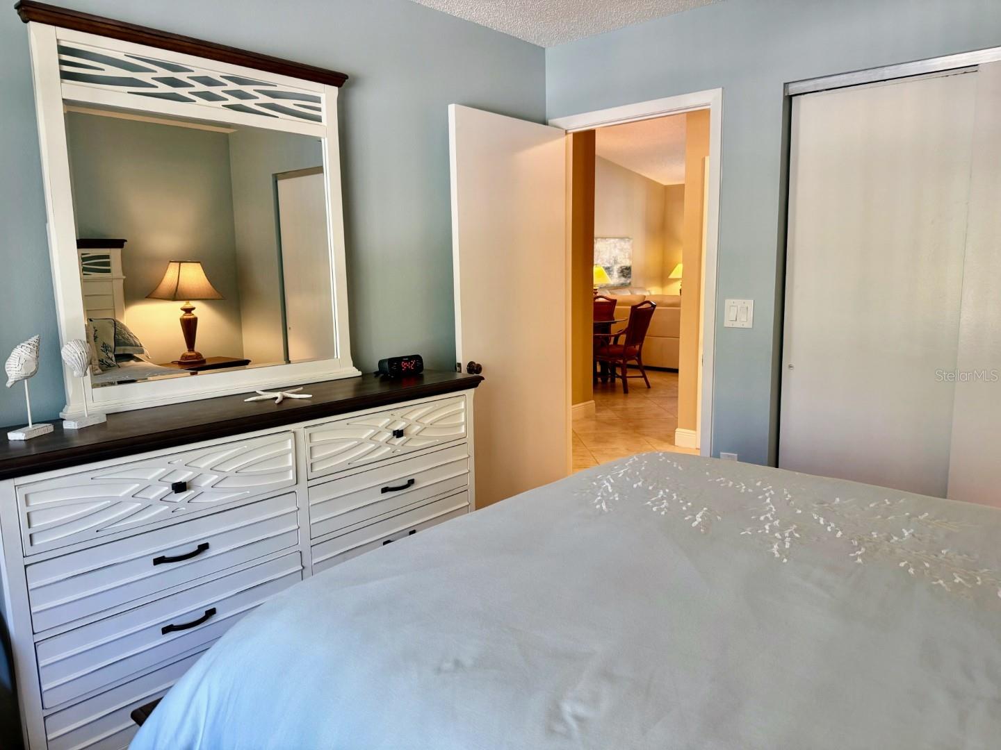 SHOREWALK BATH & TENNIS CLUB 17 - Residential