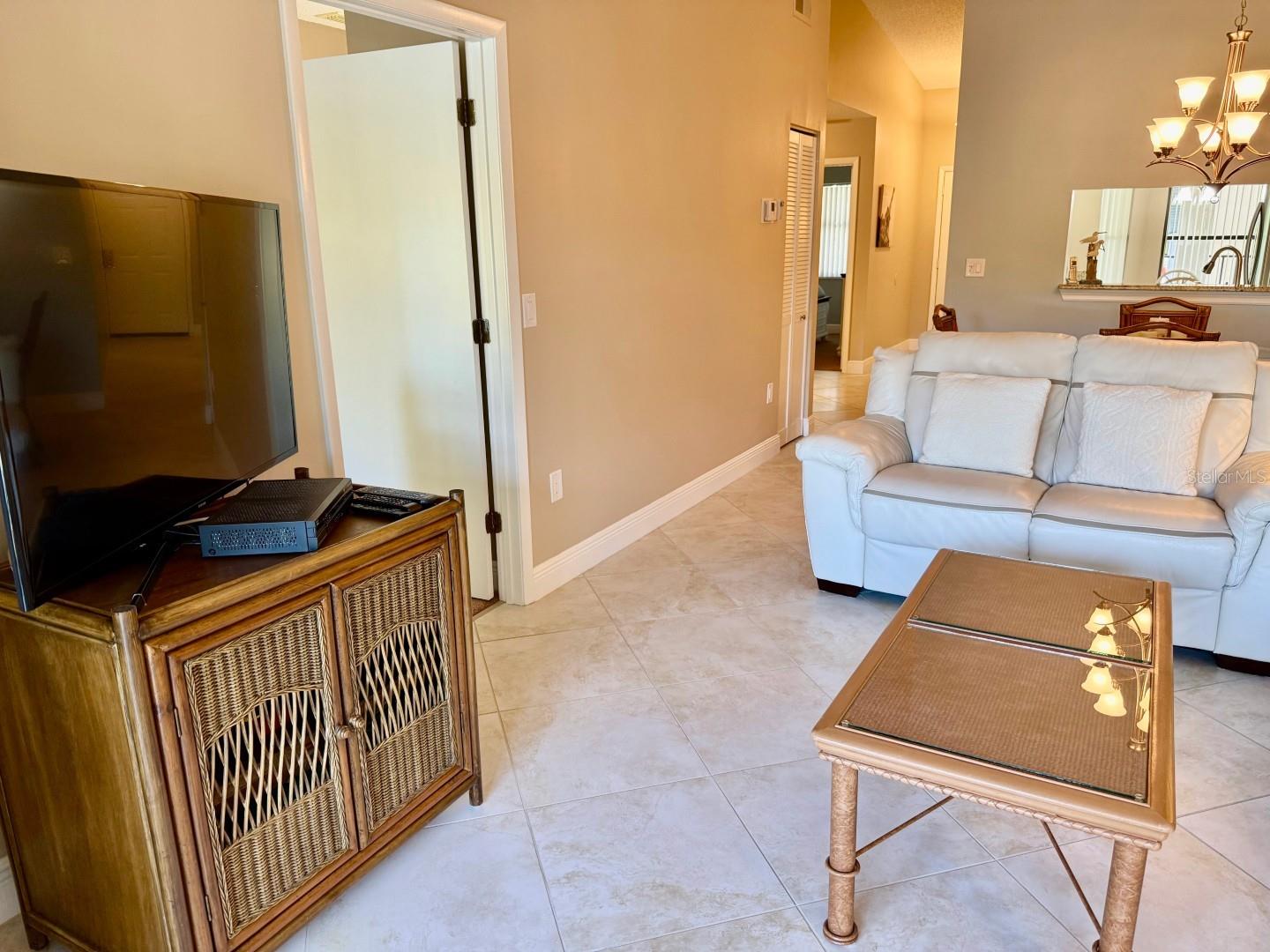 SHOREWALK BATH & TENNIS CLUB 17 - Residential