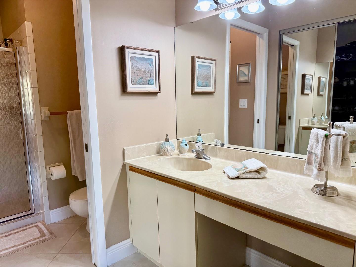 SHOREWALK BATH & TENNIS CLUB 17 - Residential