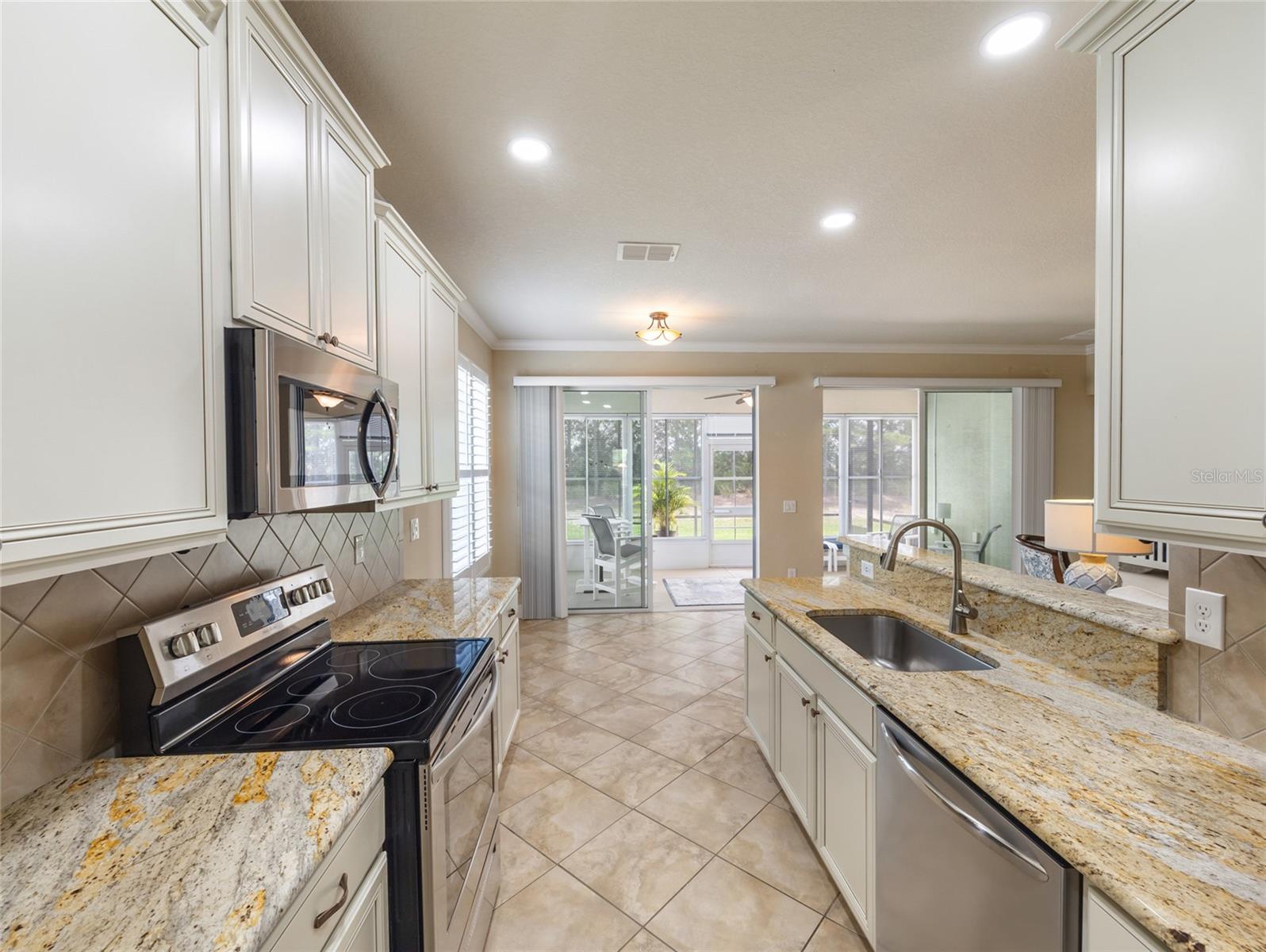 STONE CREEK BY DEL WEBB-PINEBROOK - Residential