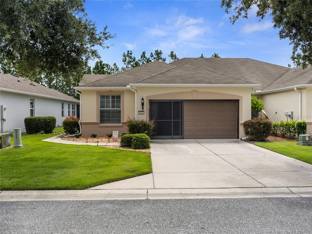 Photo of 9123 SW 70th Loop, Ocala, FL 34481 (MLS # OM719327)