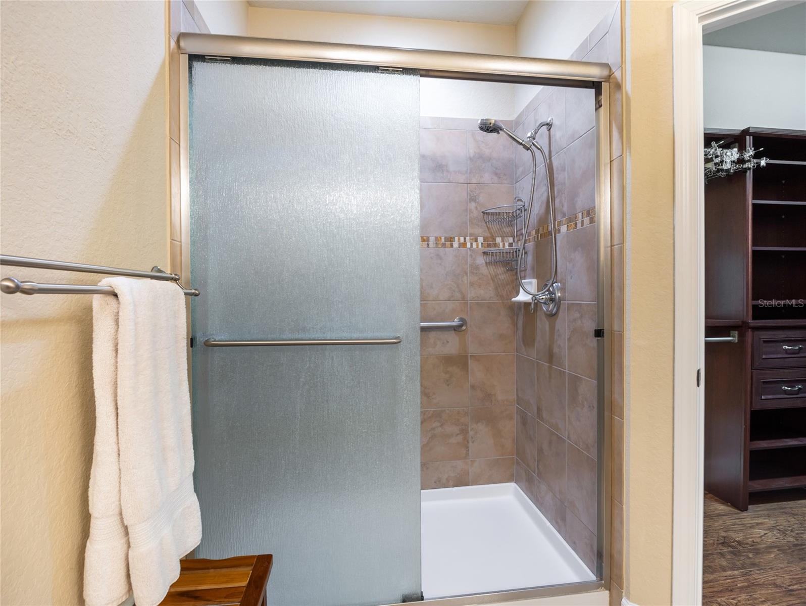 STONE CREEK BY DEL WEBB-PINEBROOK - Residential