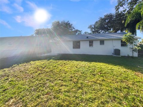 A home in SEMINOLE