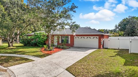 Photo of 1404 Shadow Creek Place, Brandon, FL 33510 (MLS # TB8436003)