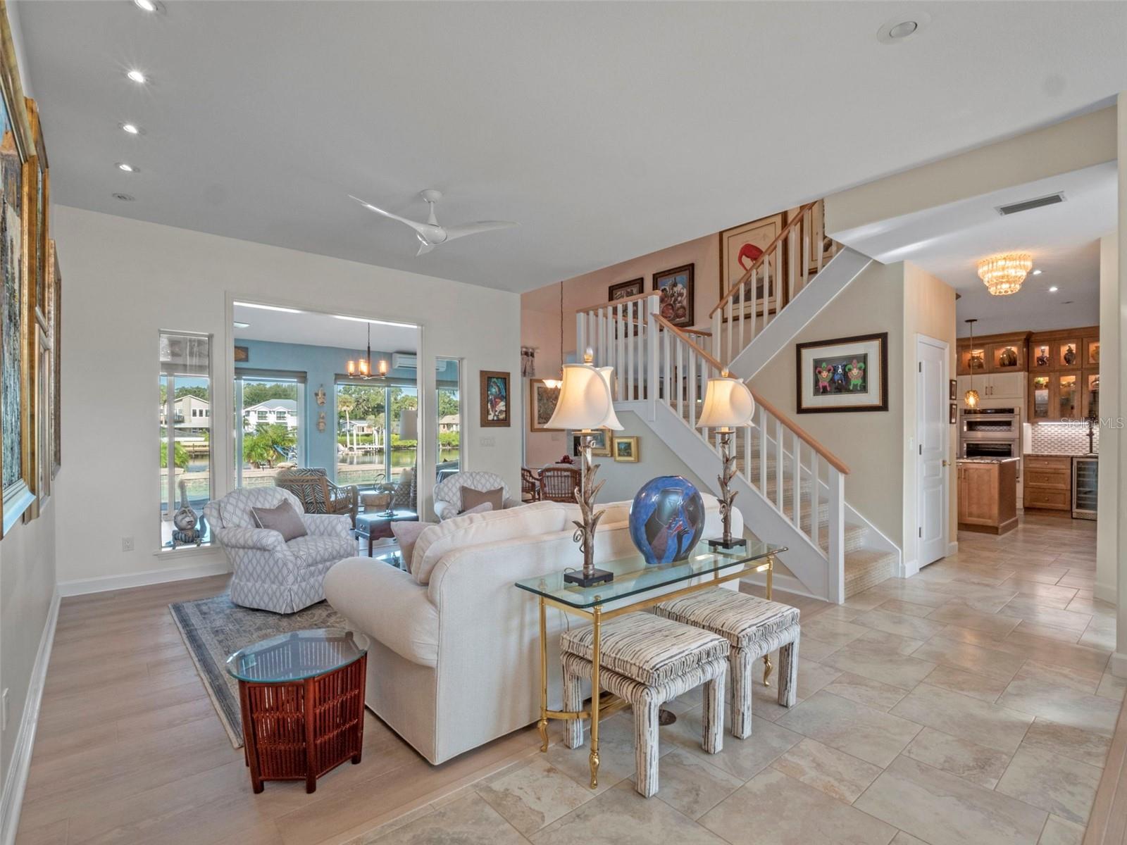 YACHT CLUB ISLAND ESTATE - Residential