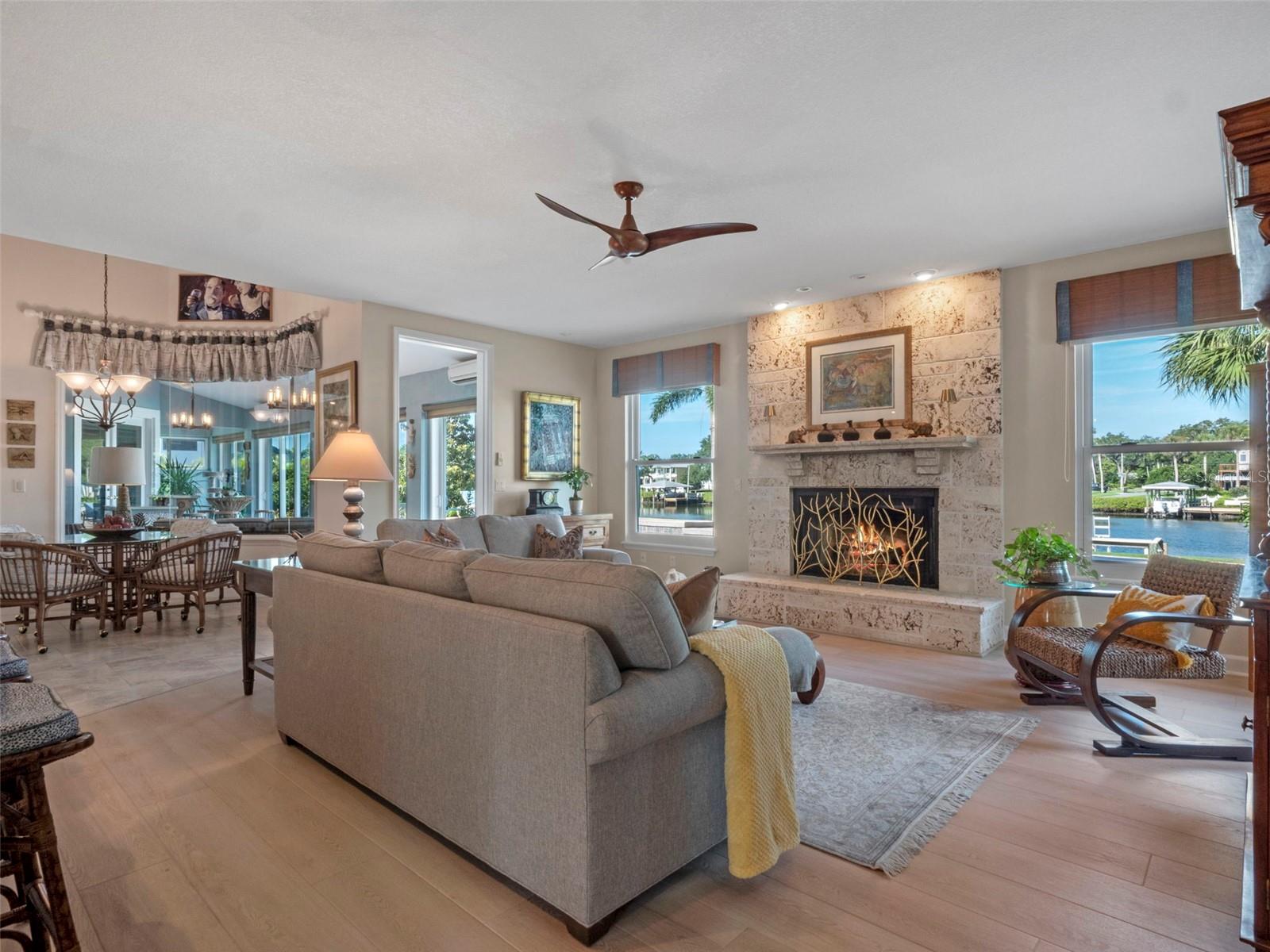 YACHT CLUB ISLAND ESTATE - Residential