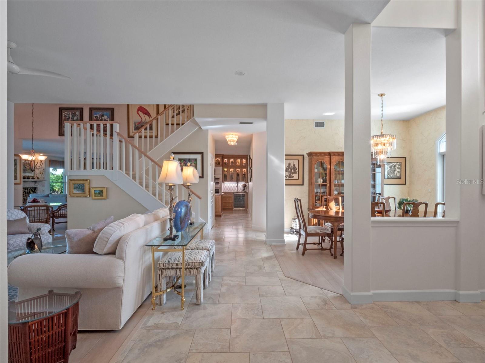 YACHT CLUB ISLAND ESTATE - Residential