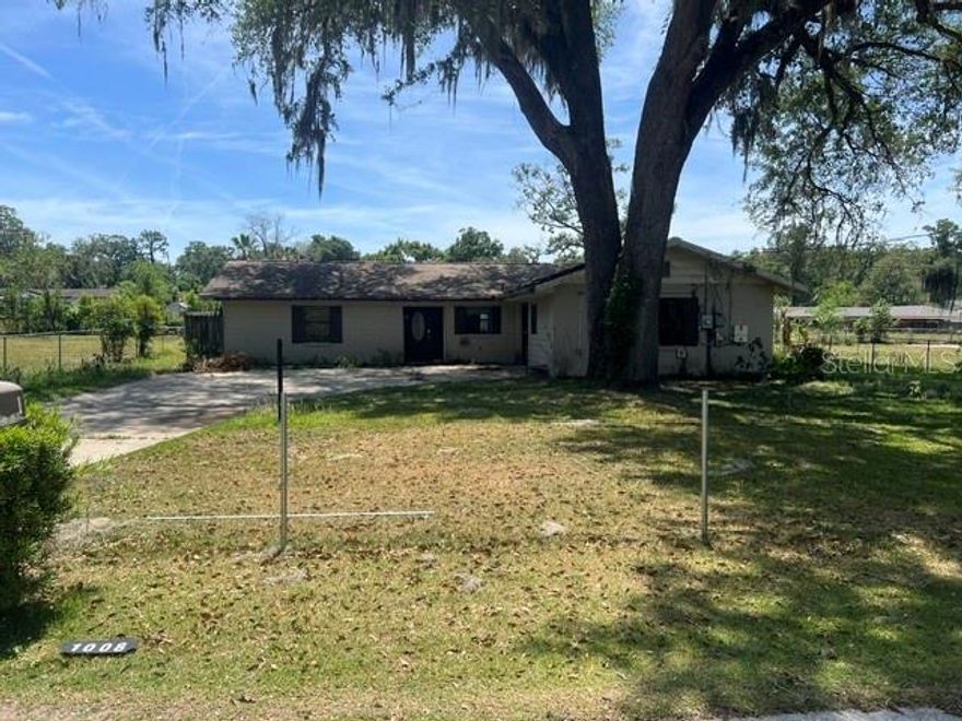 Short Sale. SHORT SALE!!  SHORT SALE!! Seller accepting CASH ONLY!! Needs TLC. Bankruptcy short sale will take about 120 days to get response on offer from lien holders.  This 1984 built home features concrete block construction, 3 bedrooms, 2 bathrooms on .30 acre lot located in NE Ocala with close proximity to schools, shopping, restaurants and more.  SOLAR PANELS ARE EXCLUDED FROM THE SALE.