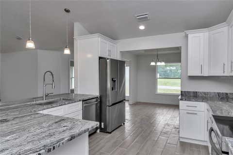 Tiny photo for 17540 SW 17th Circle, Ocala, FL 34473 (MLS # OM729564)