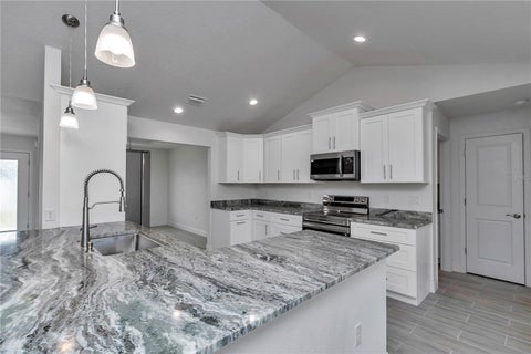 Tiny photo for 17540 SW 17th Circle, Ocala, FL 34473 (MLS # OM729564)