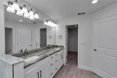 Tiny photo for 17540 SW 17th Circle, Ocala, FL 34473 (MLS # OM729564)