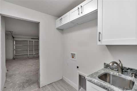 Tiny photo for 17540 SW 17th Circle, Ocala, FL 34473 (MLS # OM729564)