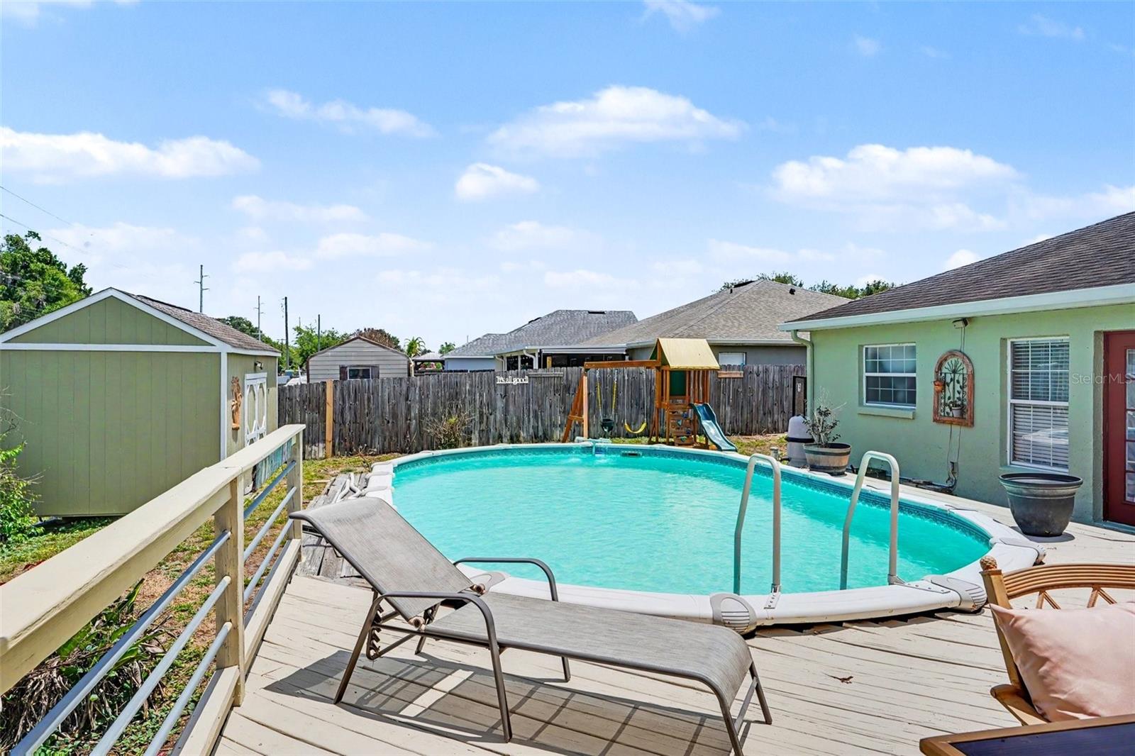 GARDENS PH 01 - Residential