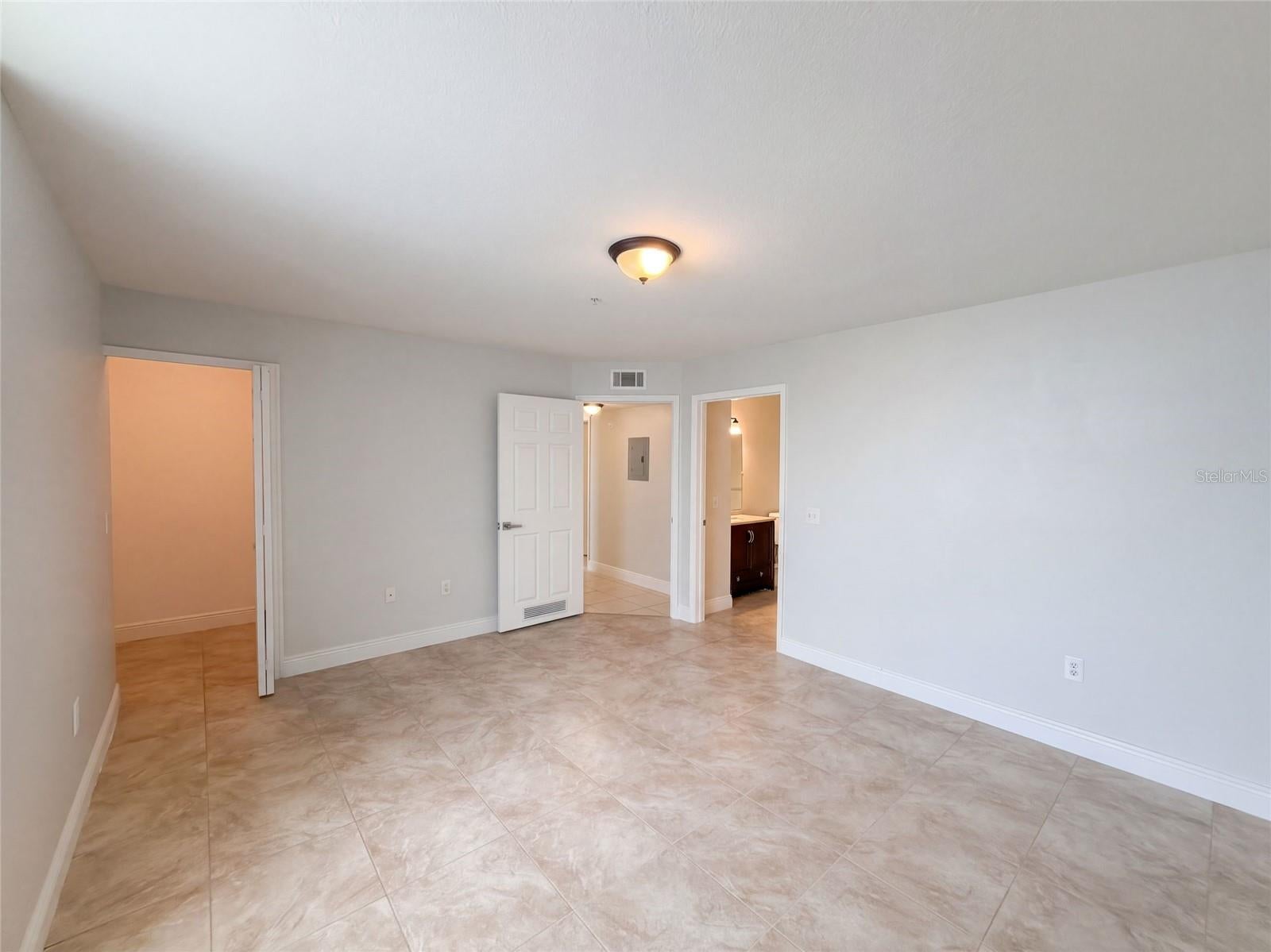 13838 FAIRWAY ISLAND DRIVE 1411