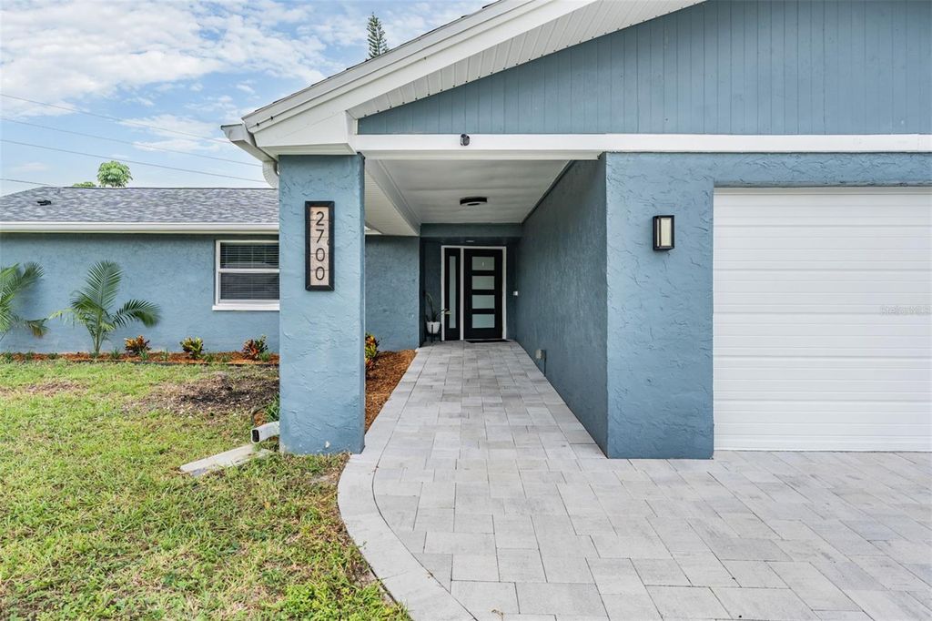 Photo of 2700 Woodmere Ct, Clearwater, FL 33761 (MLS # TB8410389)