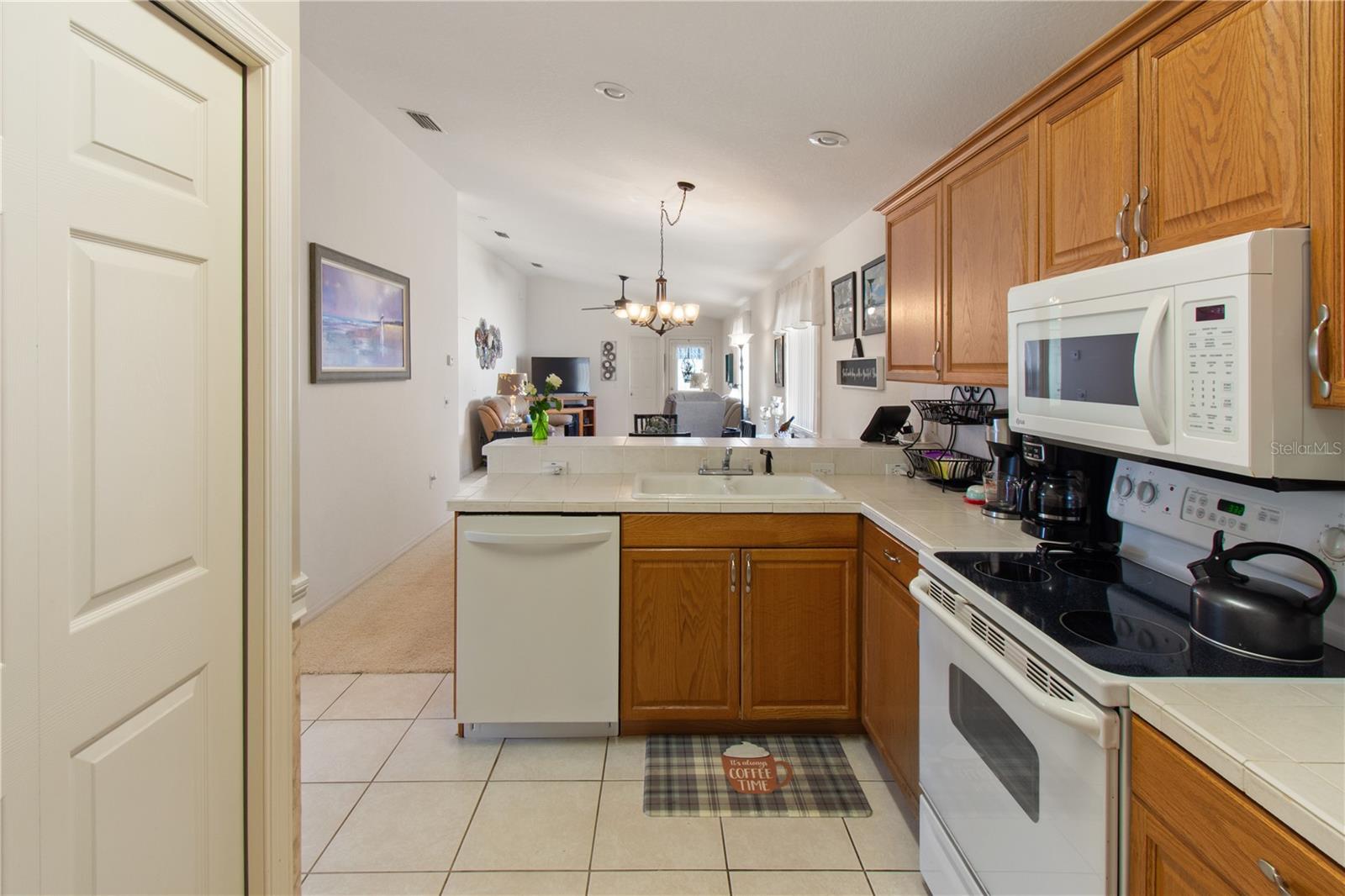 POINSETTIA HEIGHTS - Residential