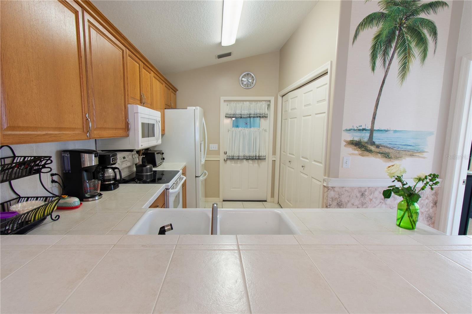 POINSETTIA HEIGHTS - Residential
