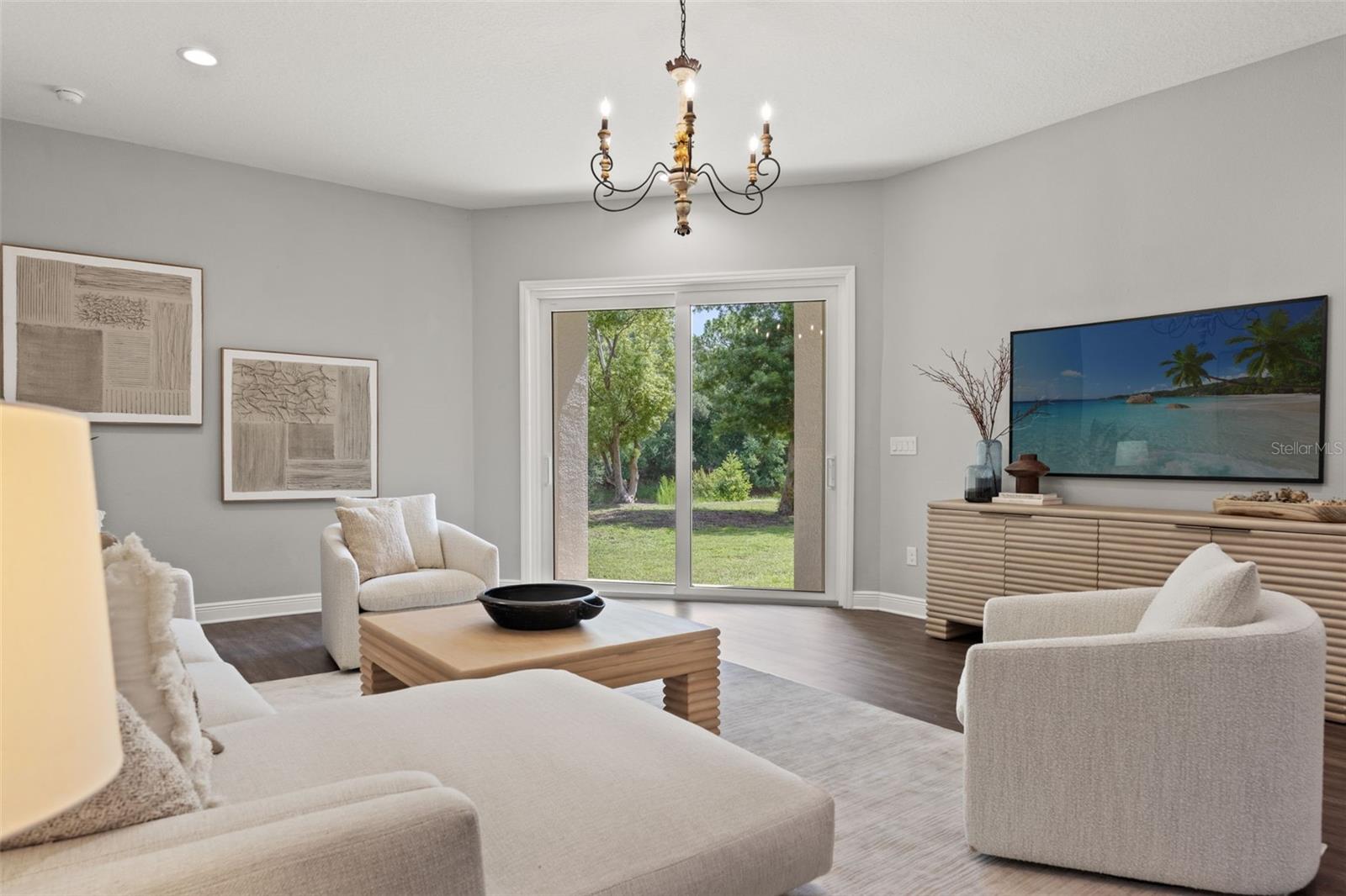 2730 ROBERTSON TRAIL