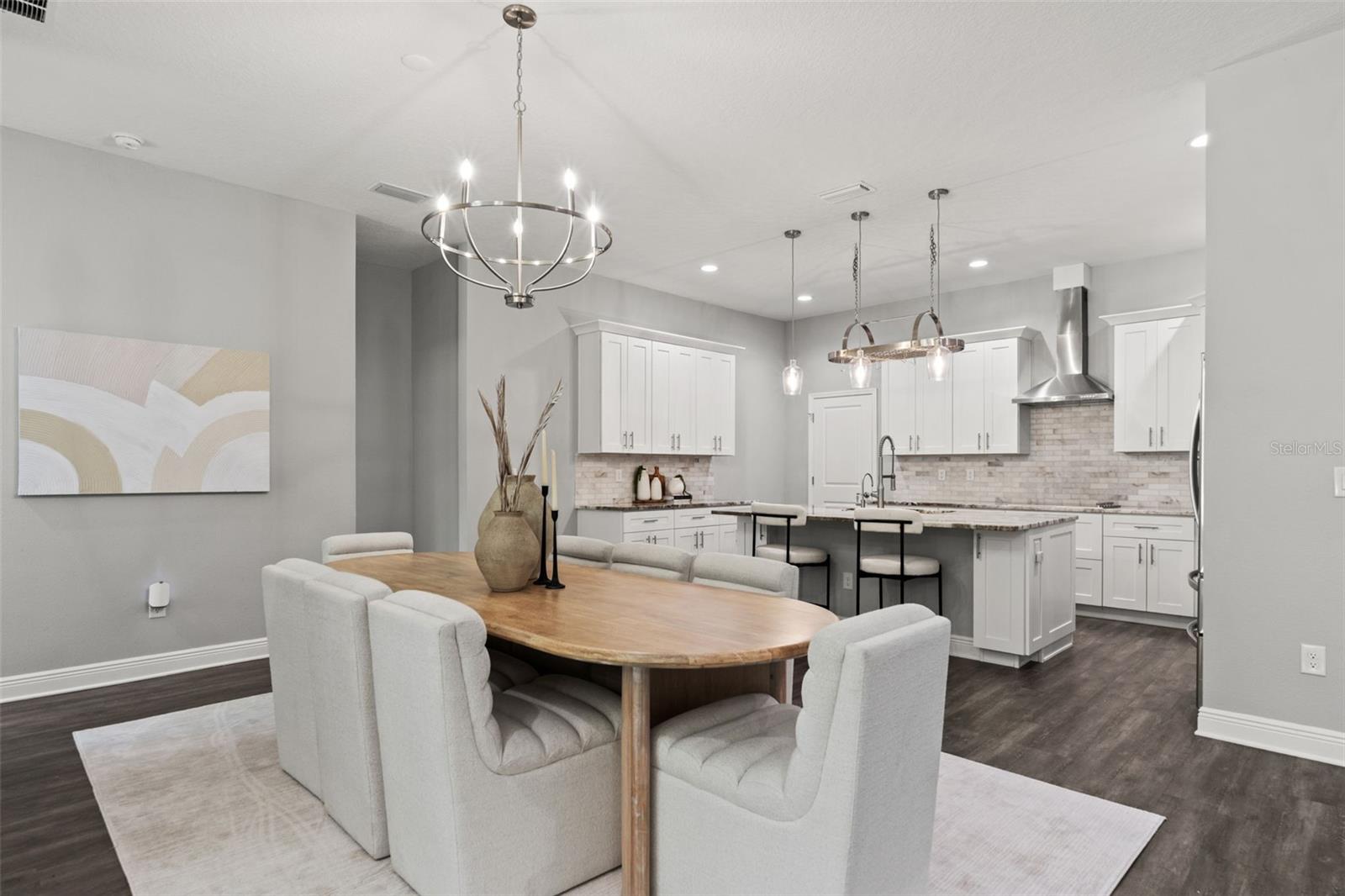 2730 ROBERTSON TRAIL