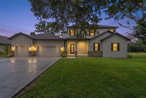 Photo of 2730 Robertson Trail, Lutz, FL 33559 (MLS # TB8528363)