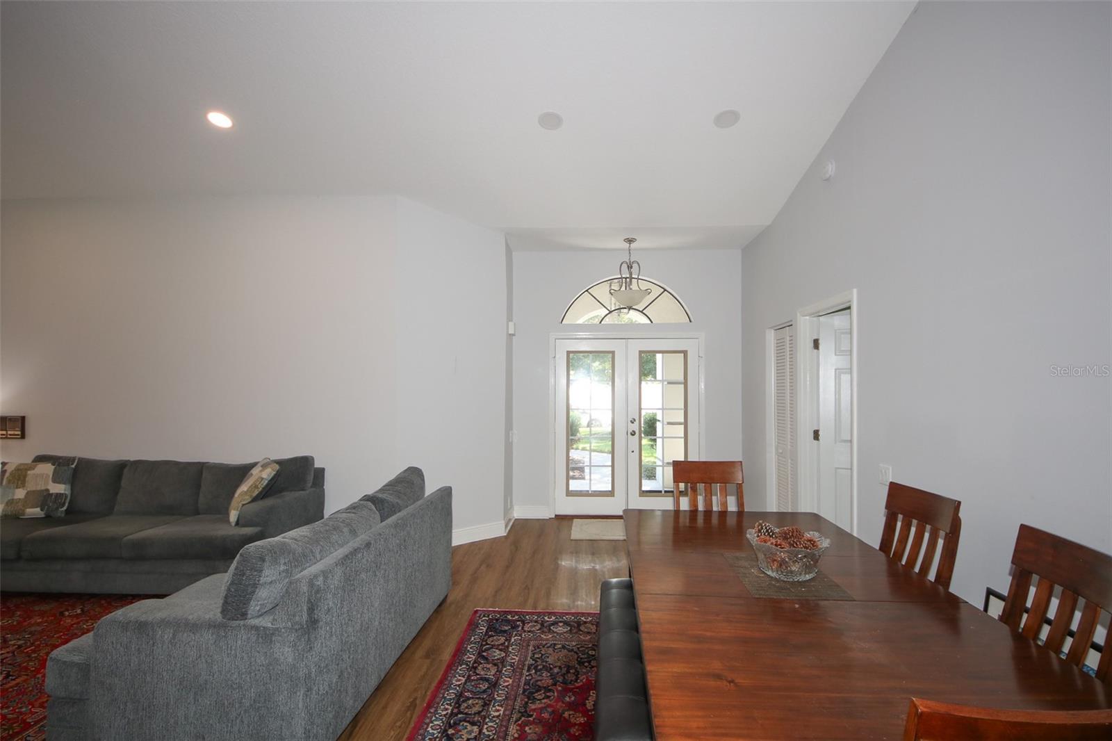 THE ESTATES - Residential