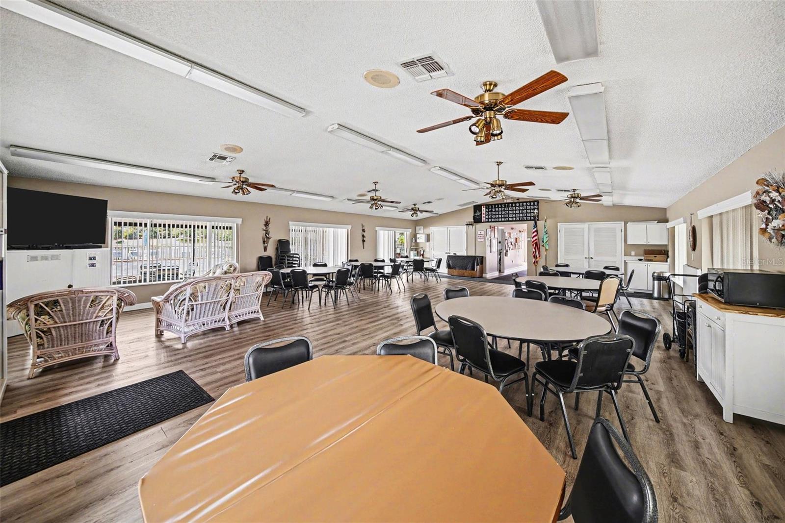 PINE RIDGE AT PALM HARBOR CONDO - Residential