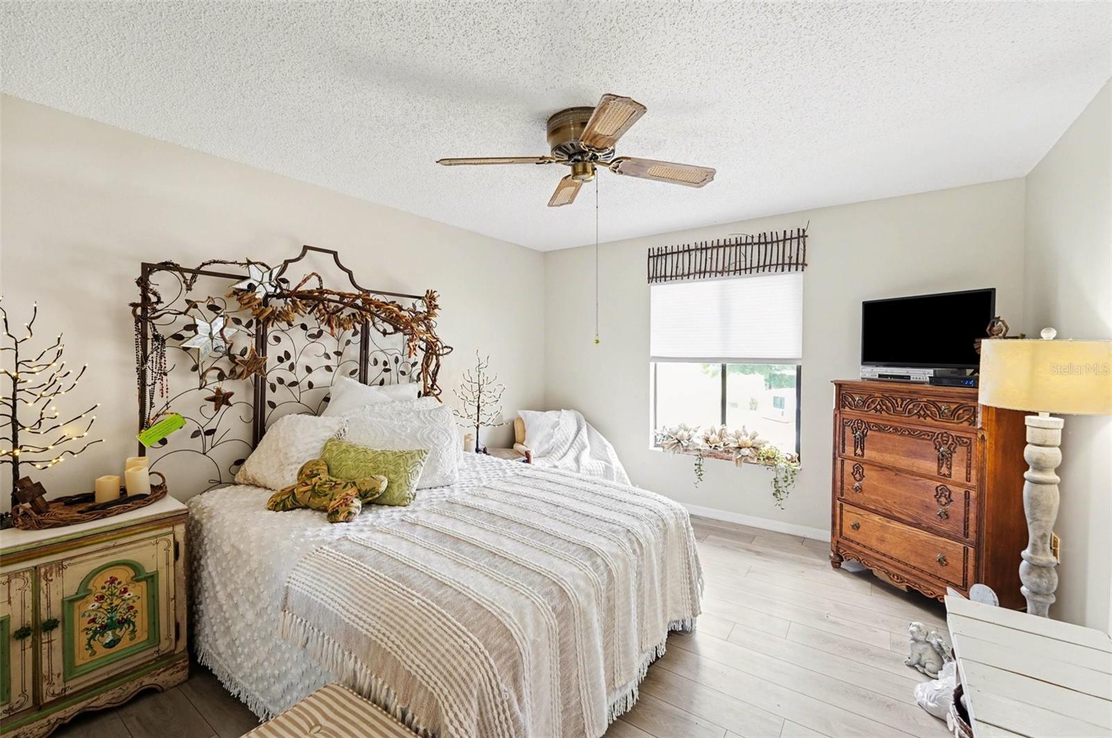 PINE RIDGE AT PALM HARBOR CONDO - Residential