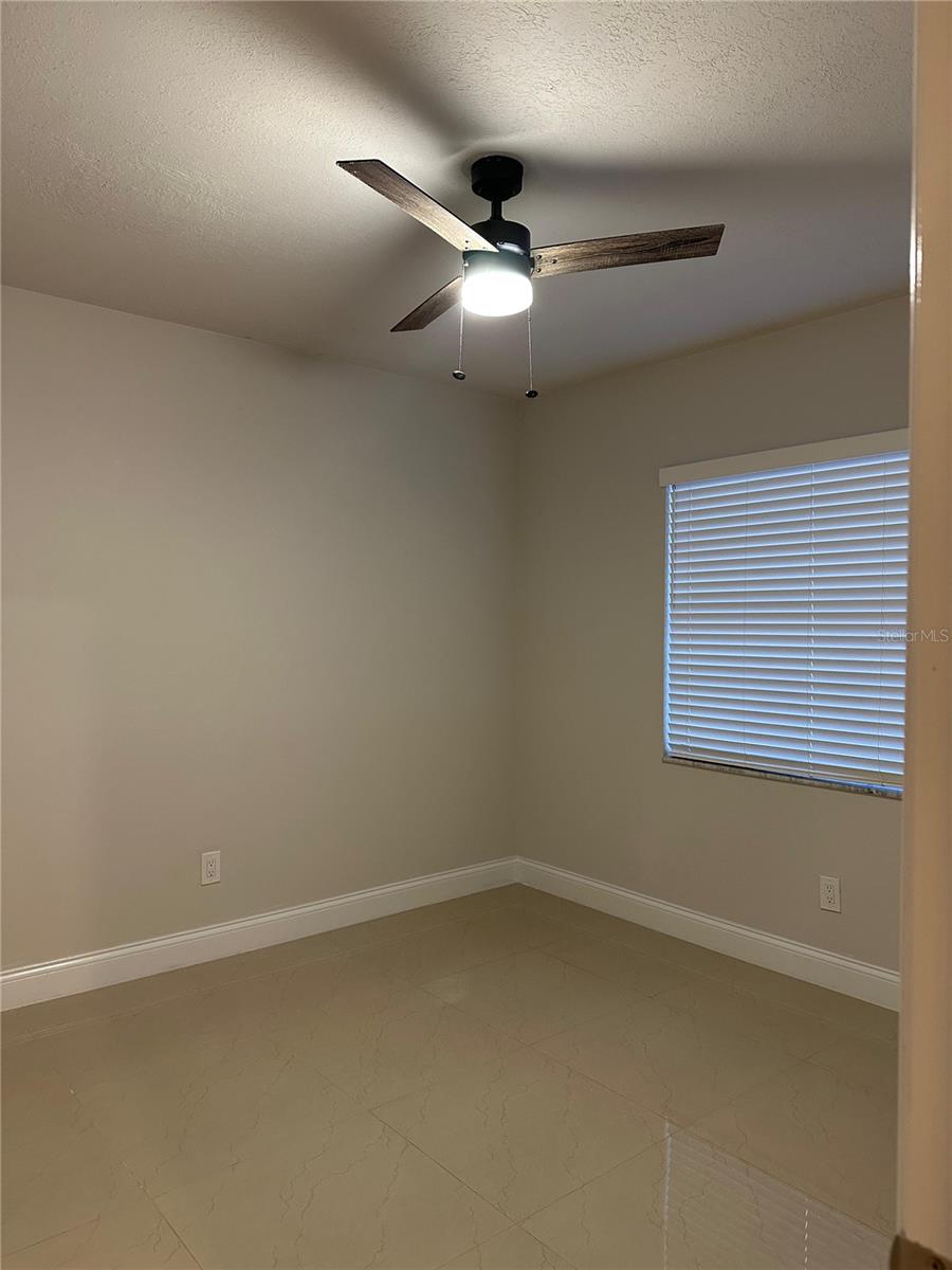 BLOOMINGDALE SEC C UNIT 2 - Residential Lease