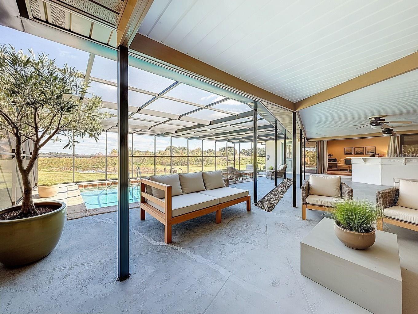 ROLLING HILLS LAKE - Residential