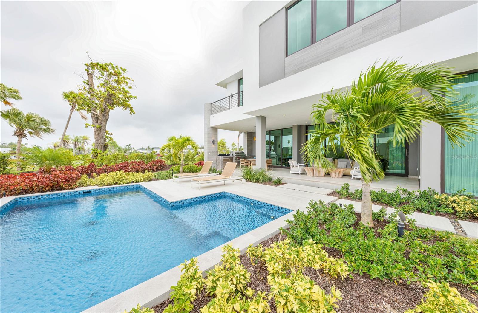 THE ISLES - Residential