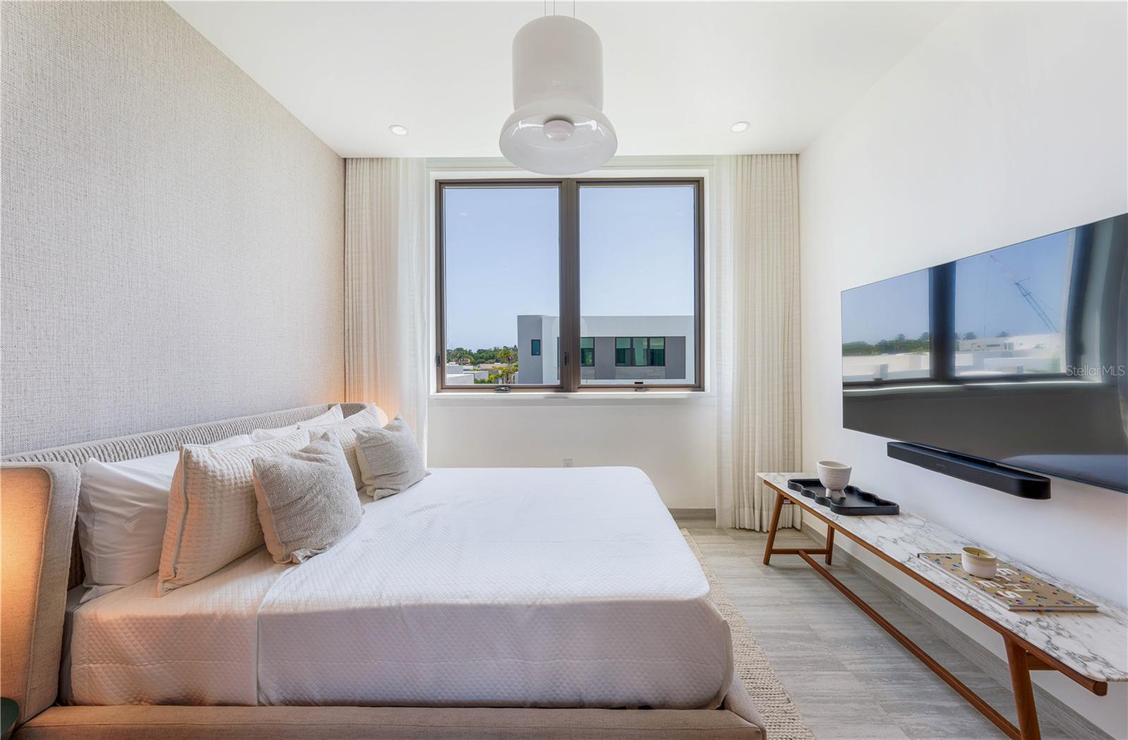 THE ISLES - Residential