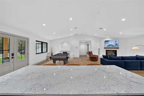 Tiny photo for 232 SE Kings Bay Dr, Crystal River, FL 34429 (MLS # OM729559)
