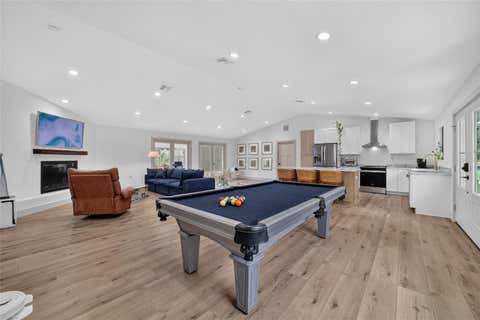 Tiny photo for 232 SE Kings Bay Dr, Crystal River, FL 34429 (MLS # OM729559)