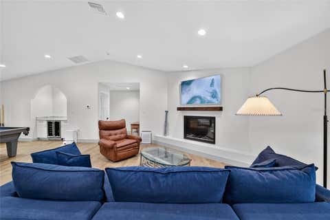 Tiny photo for 232 SE Kings Bay Dr, Crystal River, FL 34429 (MLS # OM729559)