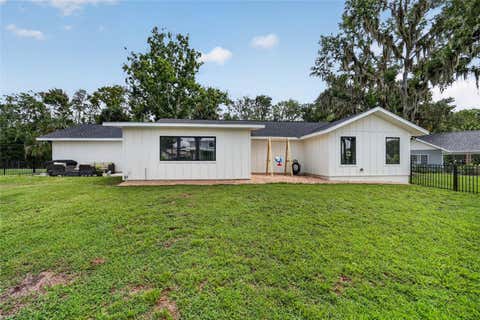 Tiny photo for 232 SE Kings Bay Dr, Crystal River, FL 34429 (MLS # OM729559)