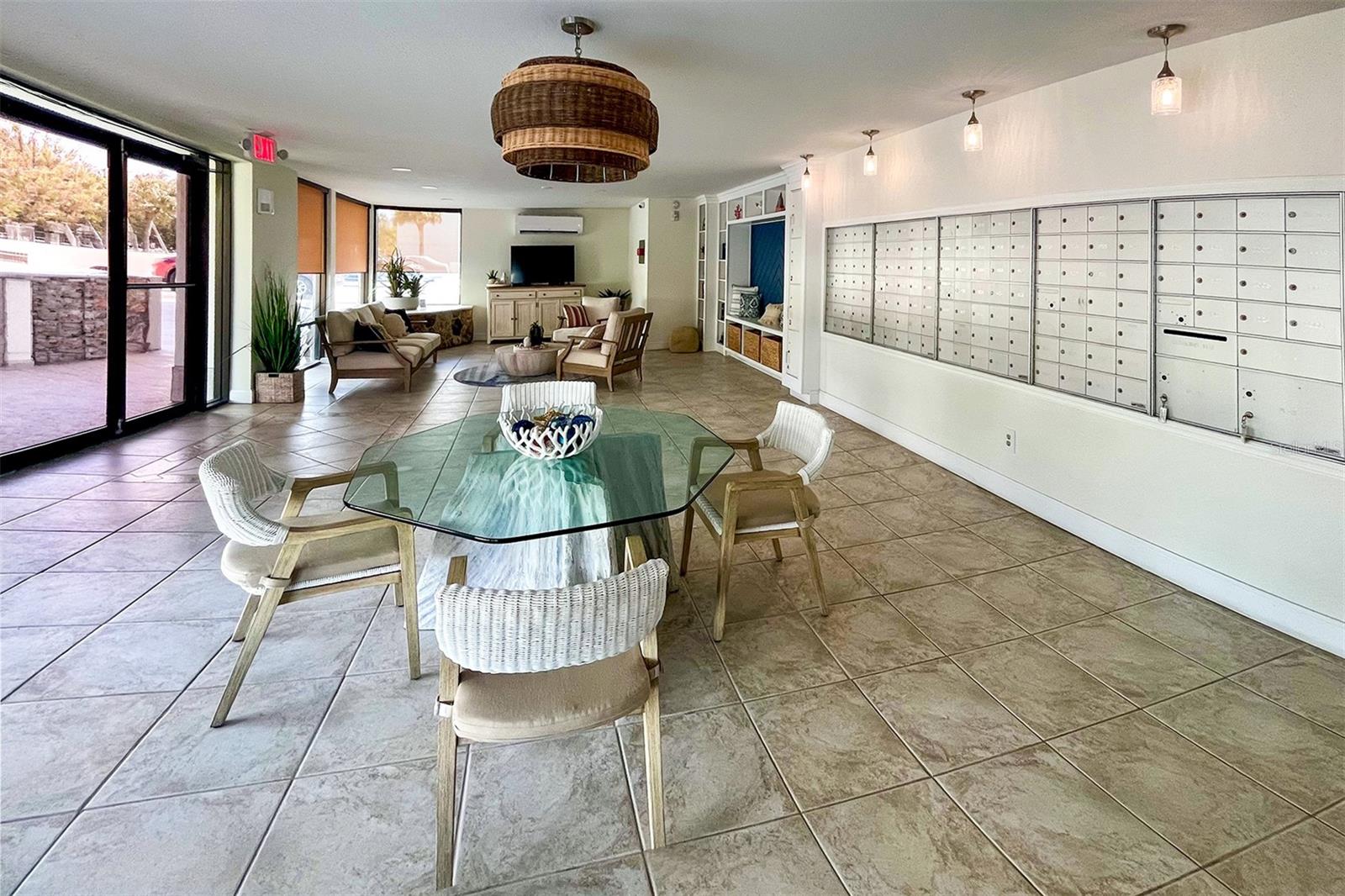 LANDMARK TOWERS 1 - Residential