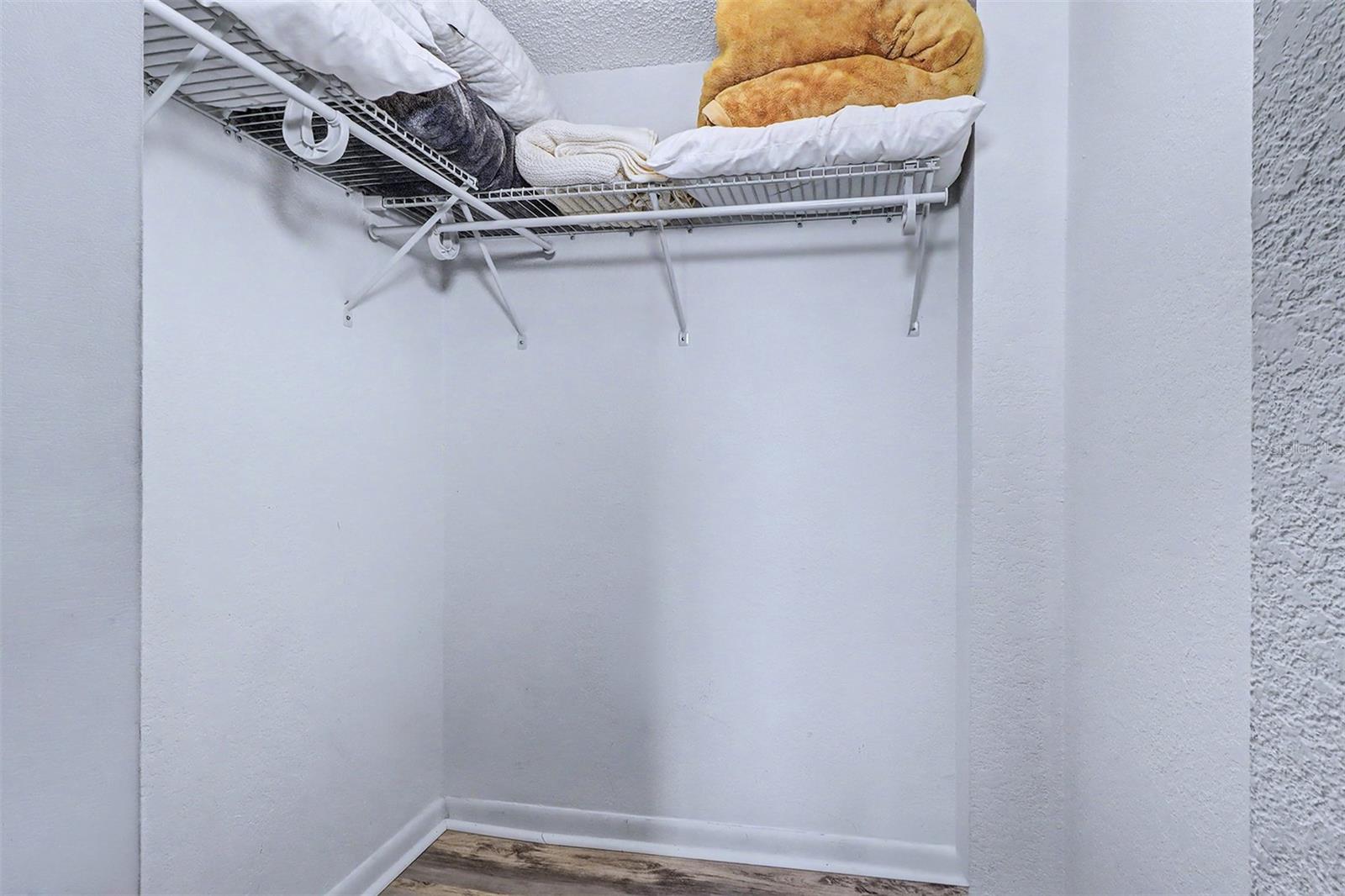 LANDMARK TOWERS 1 - Residential