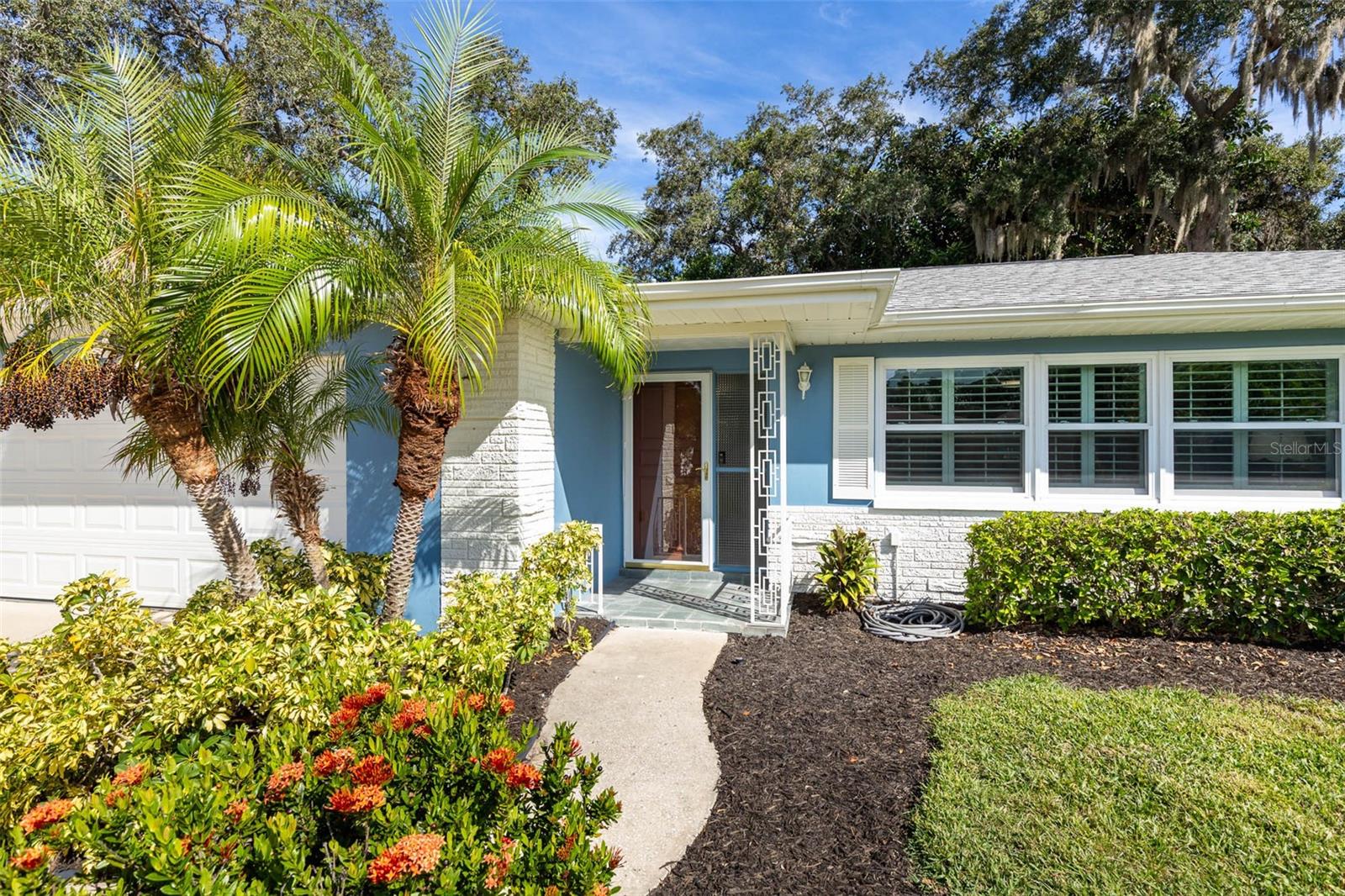 179 SUNSHINE DR