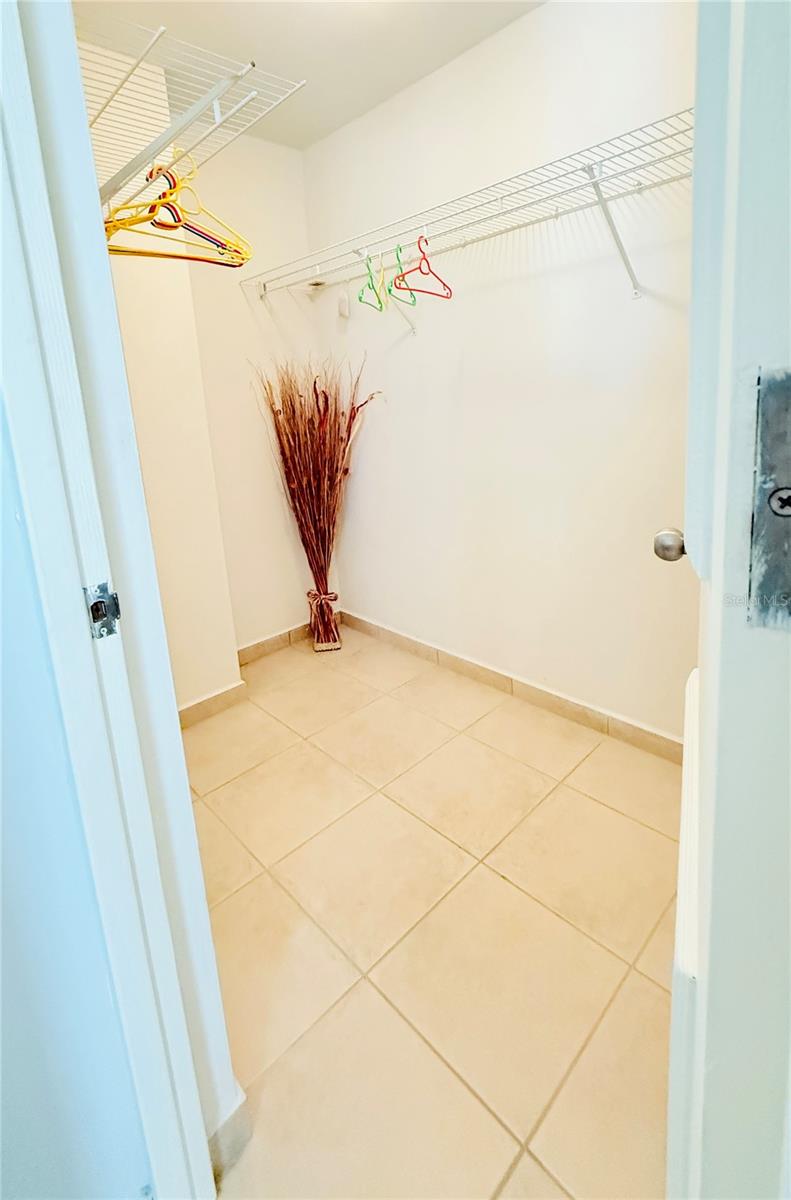 HILLSIDE VILLAGE CONDOMINIUM - Residential