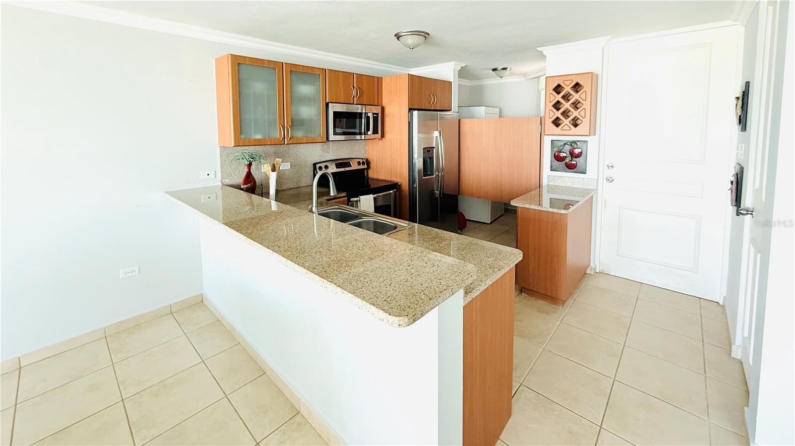 HILLSIDE VILLAGE CONDOMINIUM - Residential