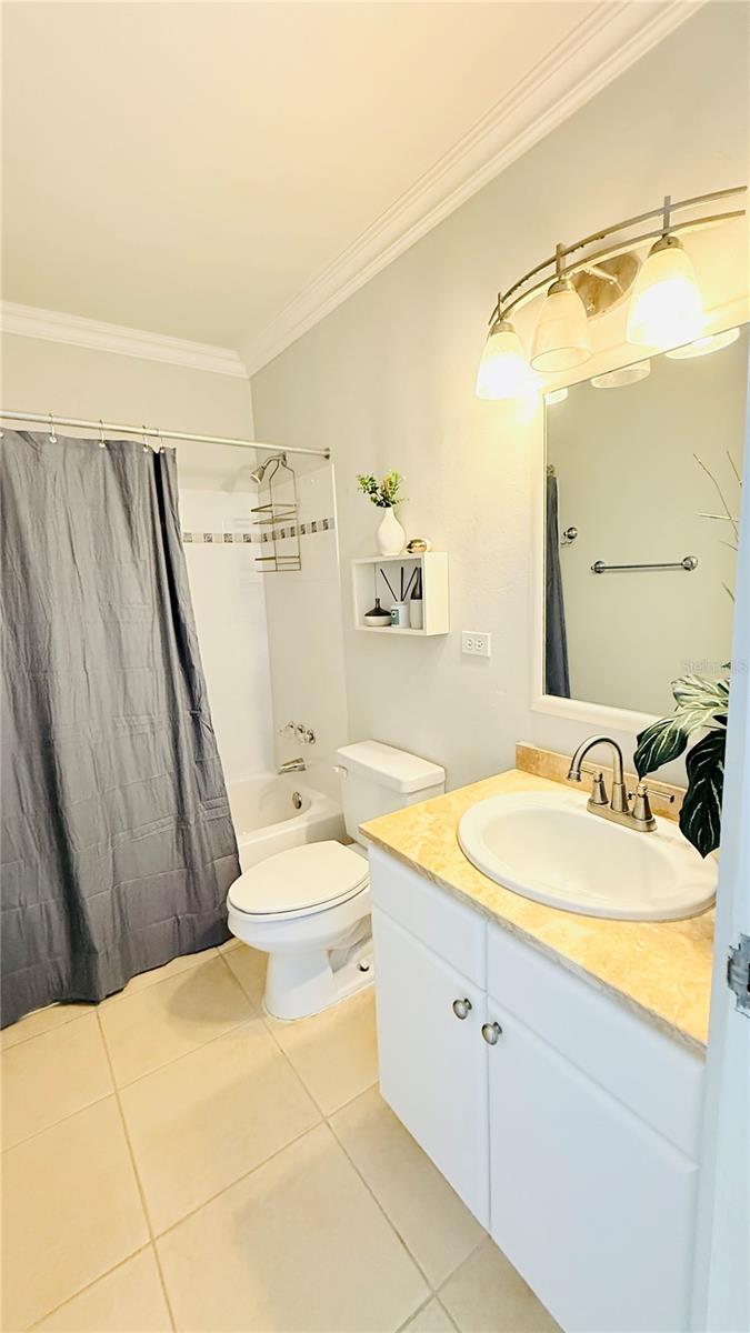 HILLSIDE VILLAGE CONDOMINIUM - Residential