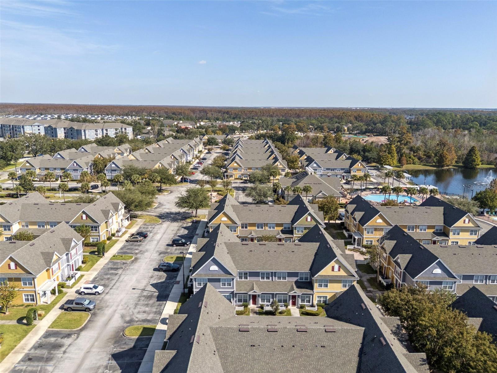 MEETING HOUSE GREEN REP 06 - Residential