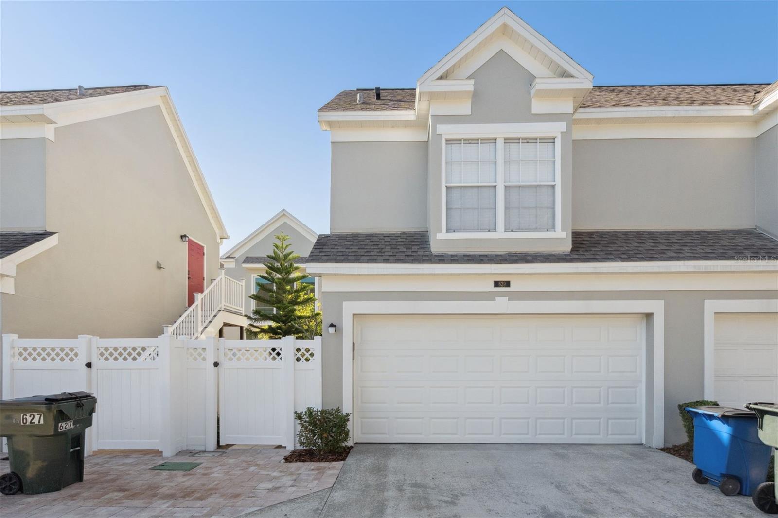 MEETING HOUSE GREEN REP 06 - Residential