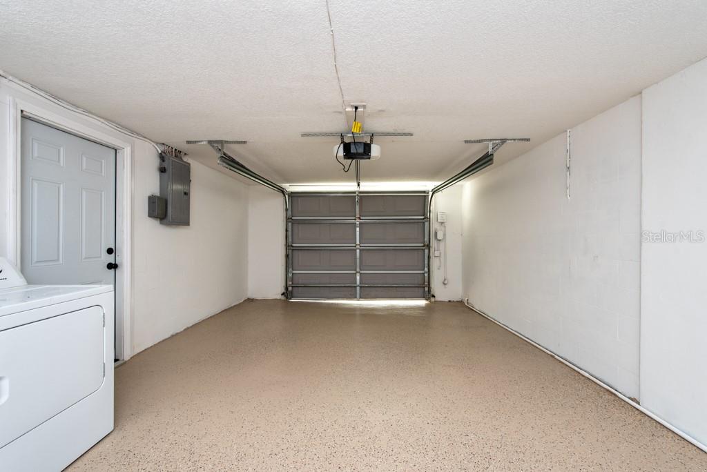 REGENCY PARK - Residential