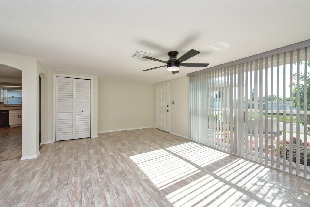 REGENCY PARK - Residential