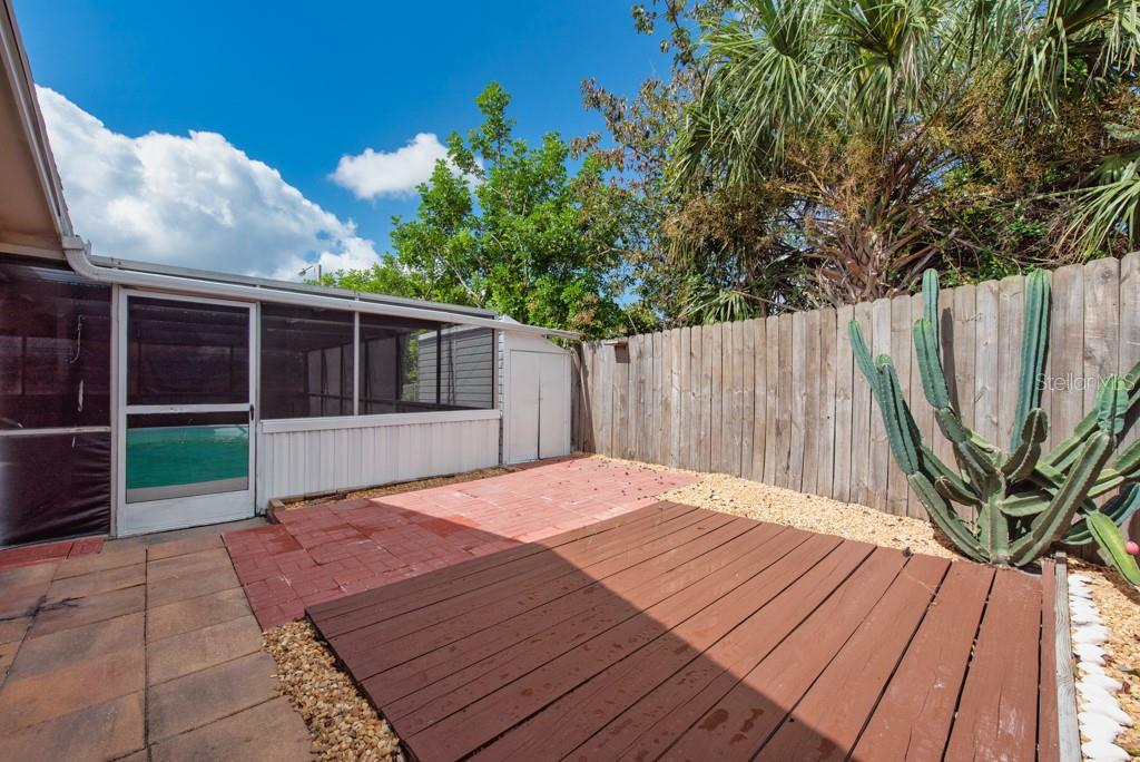 REGENCY PARK - Residential