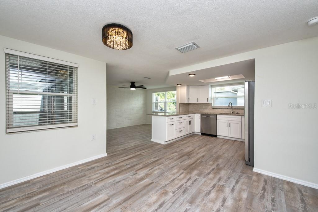 REGENCY PARK - Residential